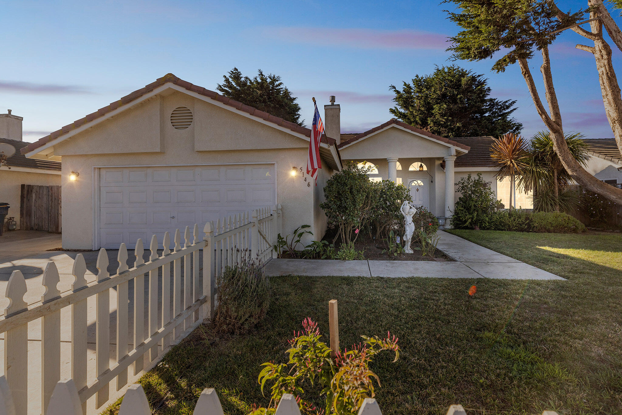 5146 Turnstone Circle Guadalupe, CA 93434 - Photo 21 of 21 a front view of a house with a yard