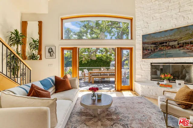 $2,950,000 | 439 Carroll Canal, Venice, CA 90291