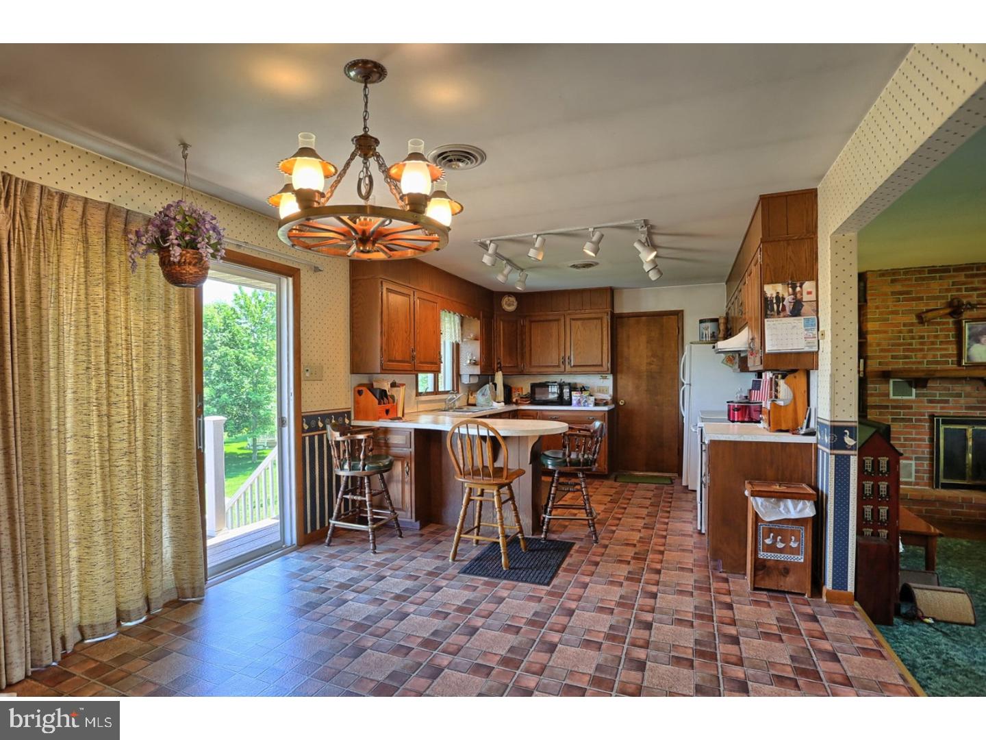 13 Allendale Road Shoemakersville, PA 19555 - Photo 6 of 23