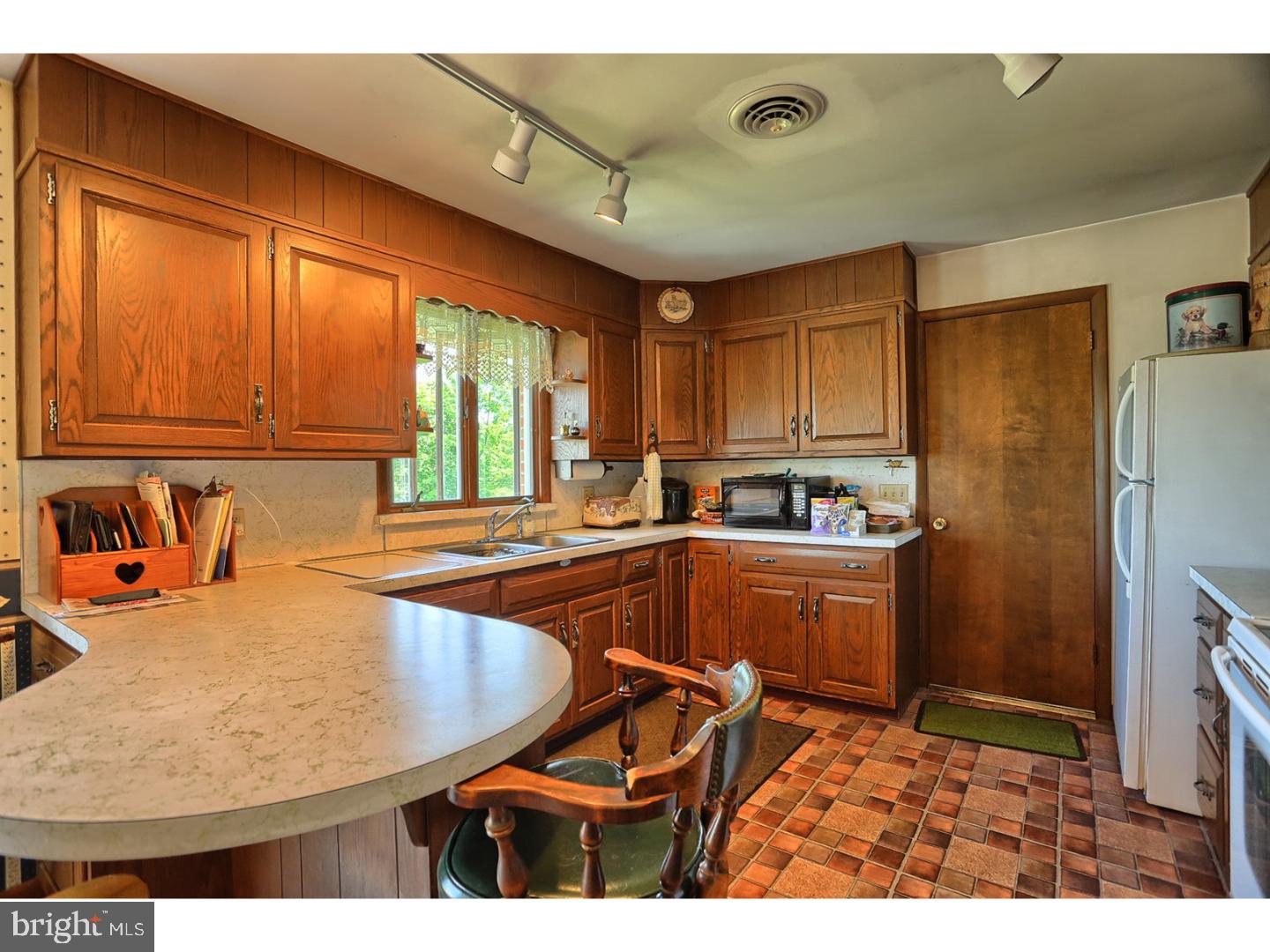 13 Allendale Road Shoemakersville, PA 19555 - Photo 8 of 23