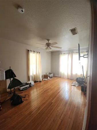 $1,750 | 440 South Main Street, Springtown, TX 76082