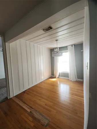 $1,750 | 440 South Main Street, Springtown, TX 76082