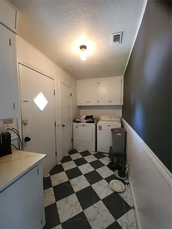 $1,750 | 440 South Main Street, Springtown, TX 76082