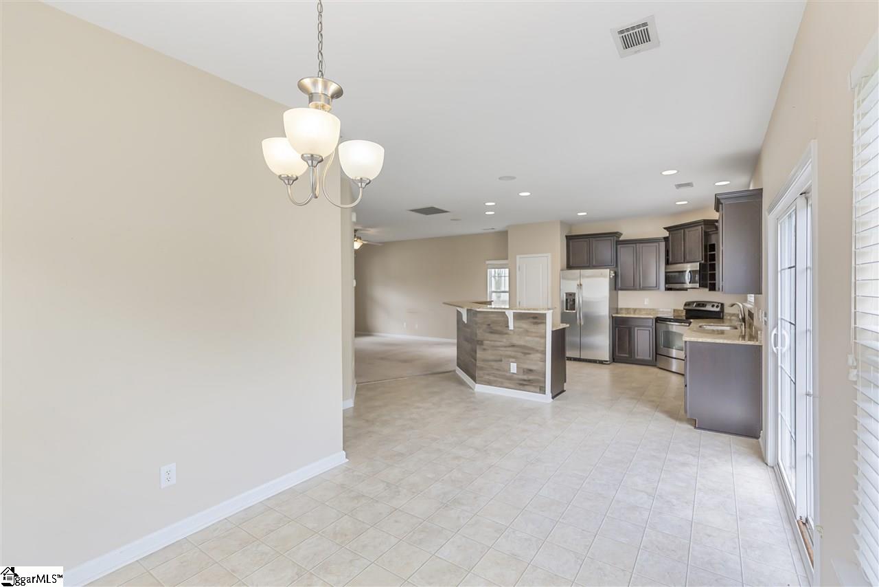 316 Rivers Edge Circle Simpsonville, SC 29680 - Photo 9 of 21