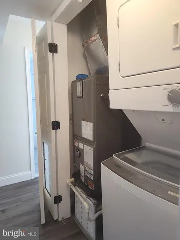 a close view of washer and dryer