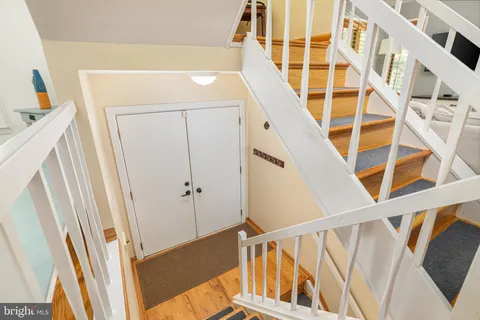 $3,500 | 2223 Glencourse Lane, Reston, VA 20191