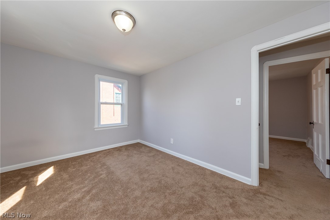 1408 Gordon Road Cleveland, OH 44124 - Photo 18 of 30