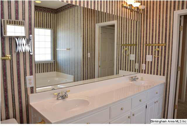 5421 J R Drive Birmingham, AL 35235 - Photo 8 of 13