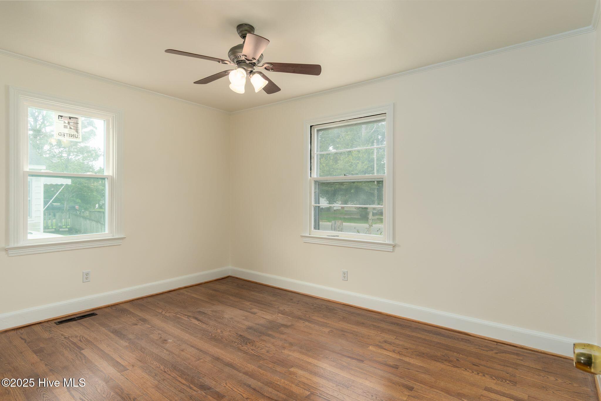 907 Sycamore Avenue Kinston, NC 28504 - Photo 18 of 26 907 Sycamore-18