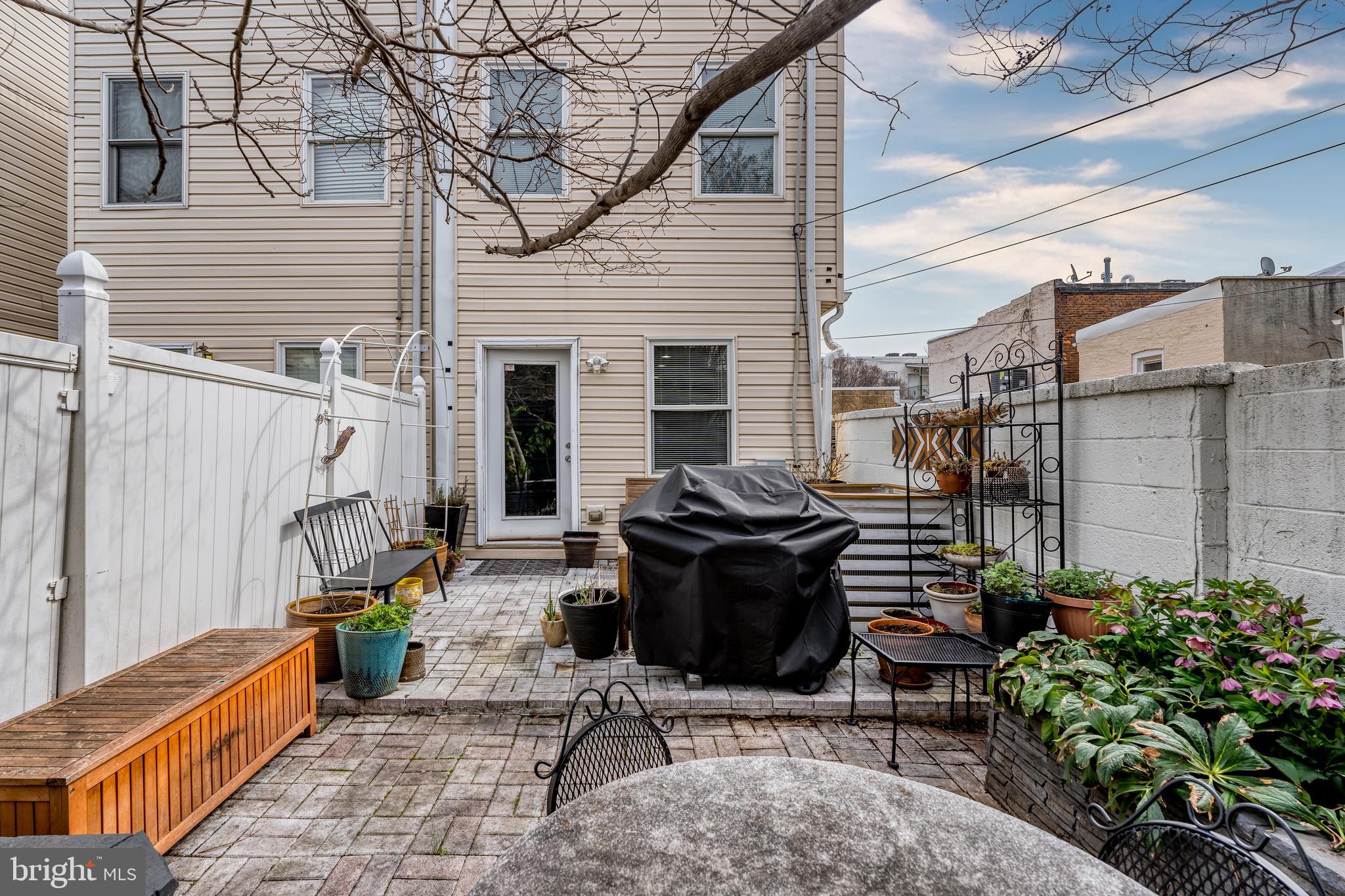 514 South Collington Avenue Baltimore, MD 21231 - Photo 16 of 40 Private Yard, Rear