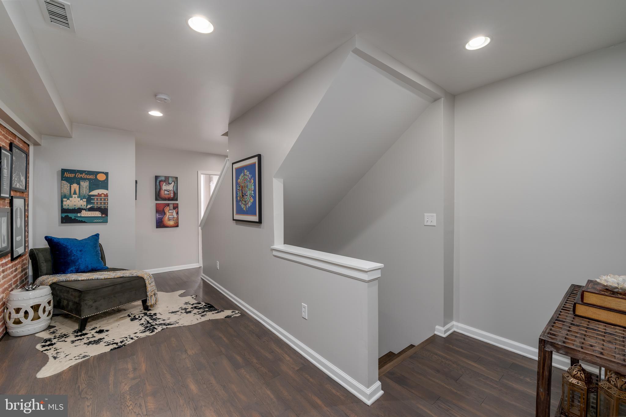 514 South Collington Avenue Baltimore, MD 21231 - Photo 25 of 40 2nd Floor Hallway
