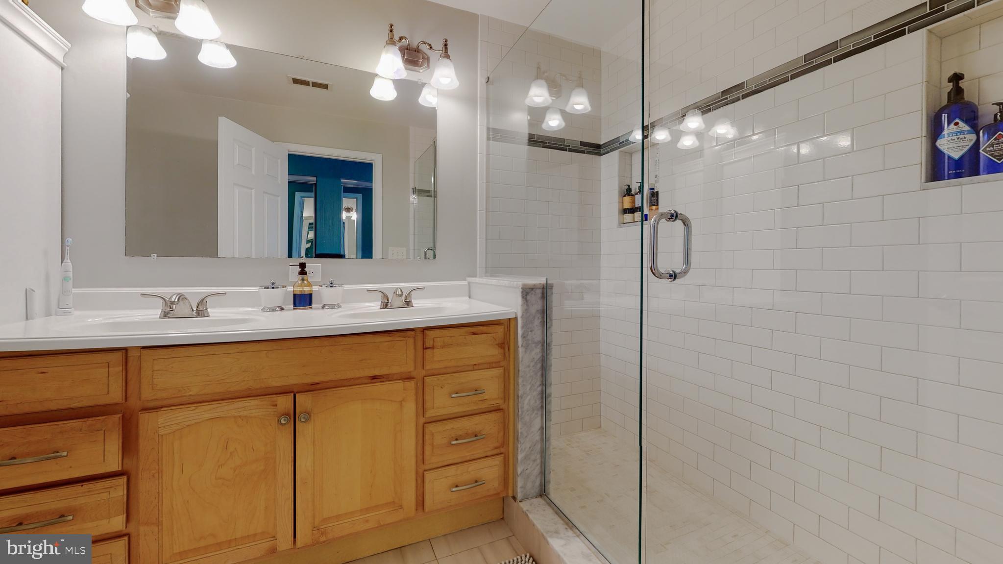 514 South Collington Avenue Baltimore, MD 21231 - Photo 29 of 40 Master Bath