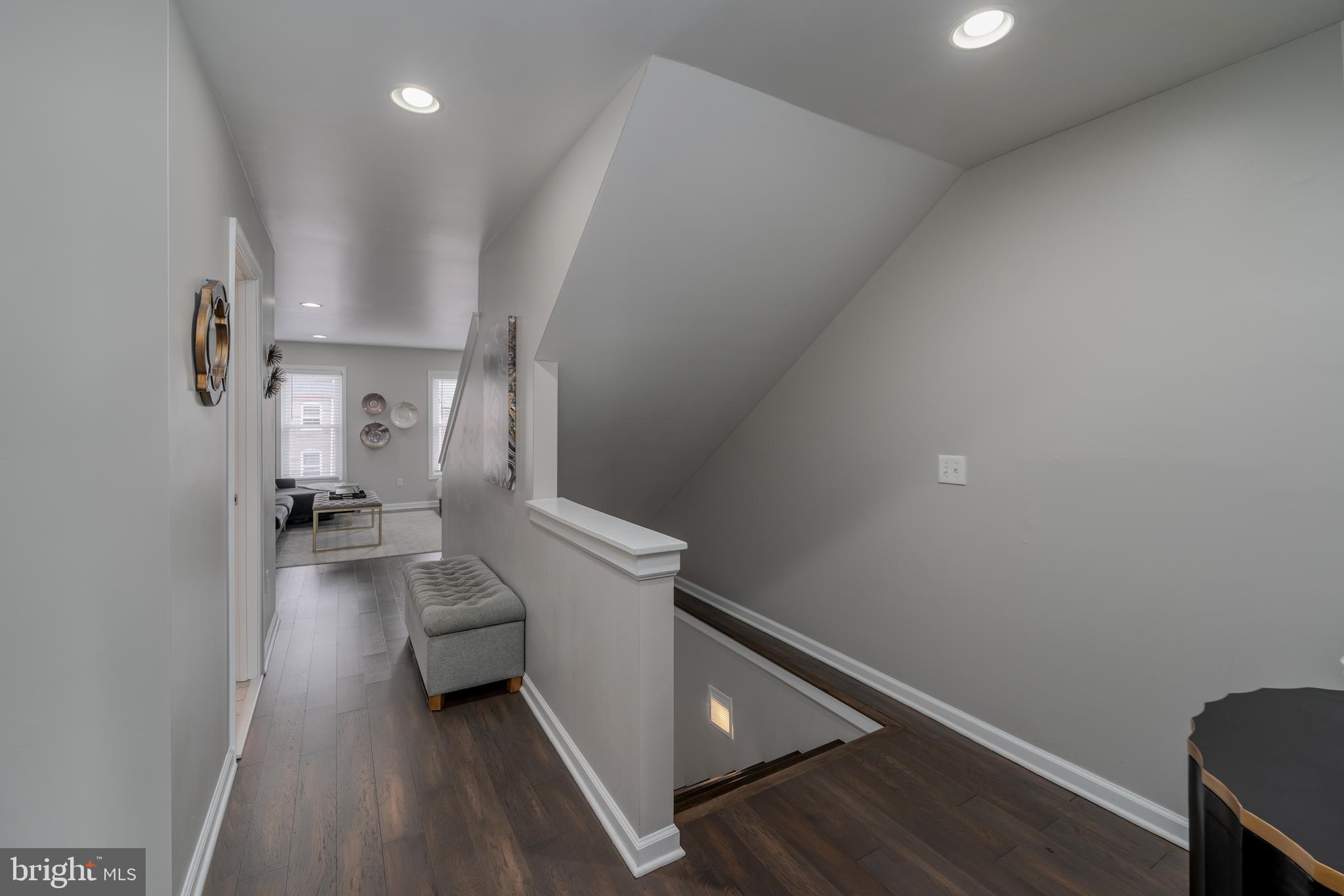 514 South Collington Avenue Baltimore, MD 21231 - Photo 31 of 40 Hallway 3rd Floor