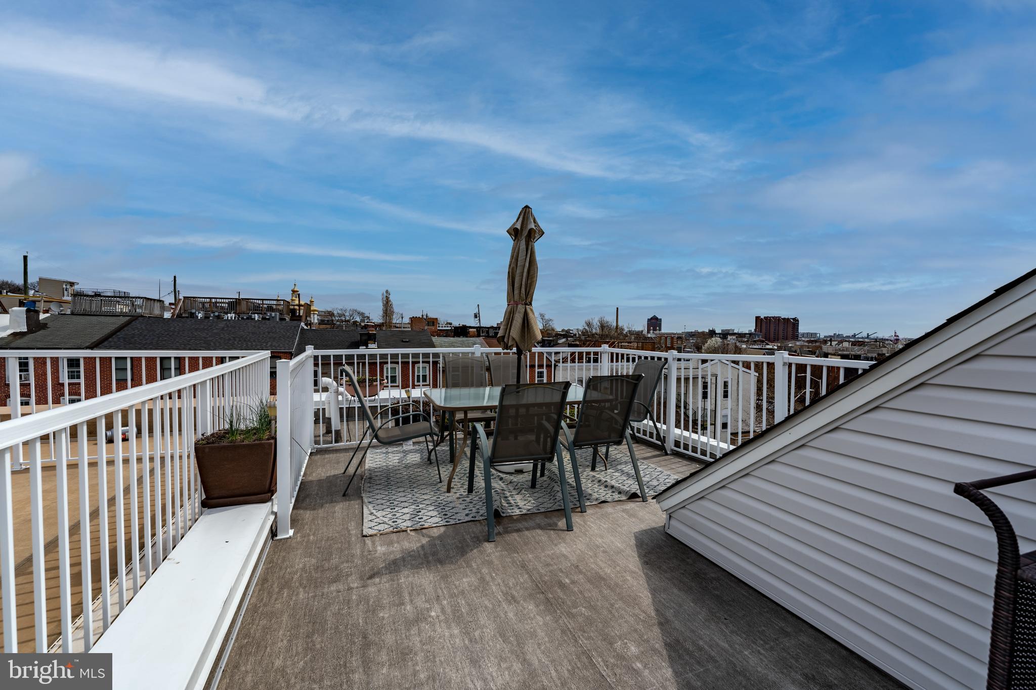 514 South Collington Avenue Baltimore, MD 21231 - Photo 37 of 40 Killer Deck Views