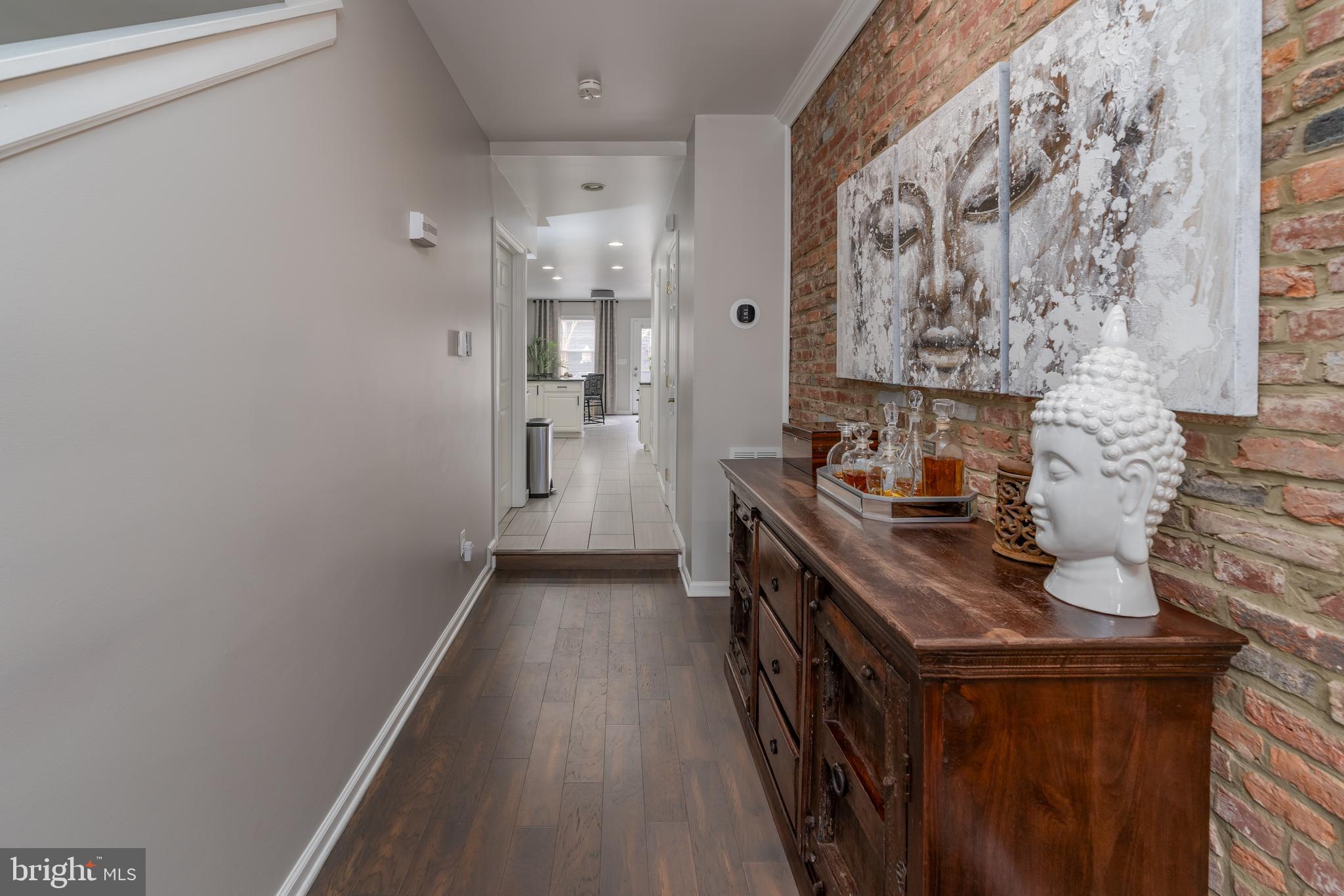 514 South Collington Avenue Baltimore, MD 21231 - Photo 8 of 40 Main Level