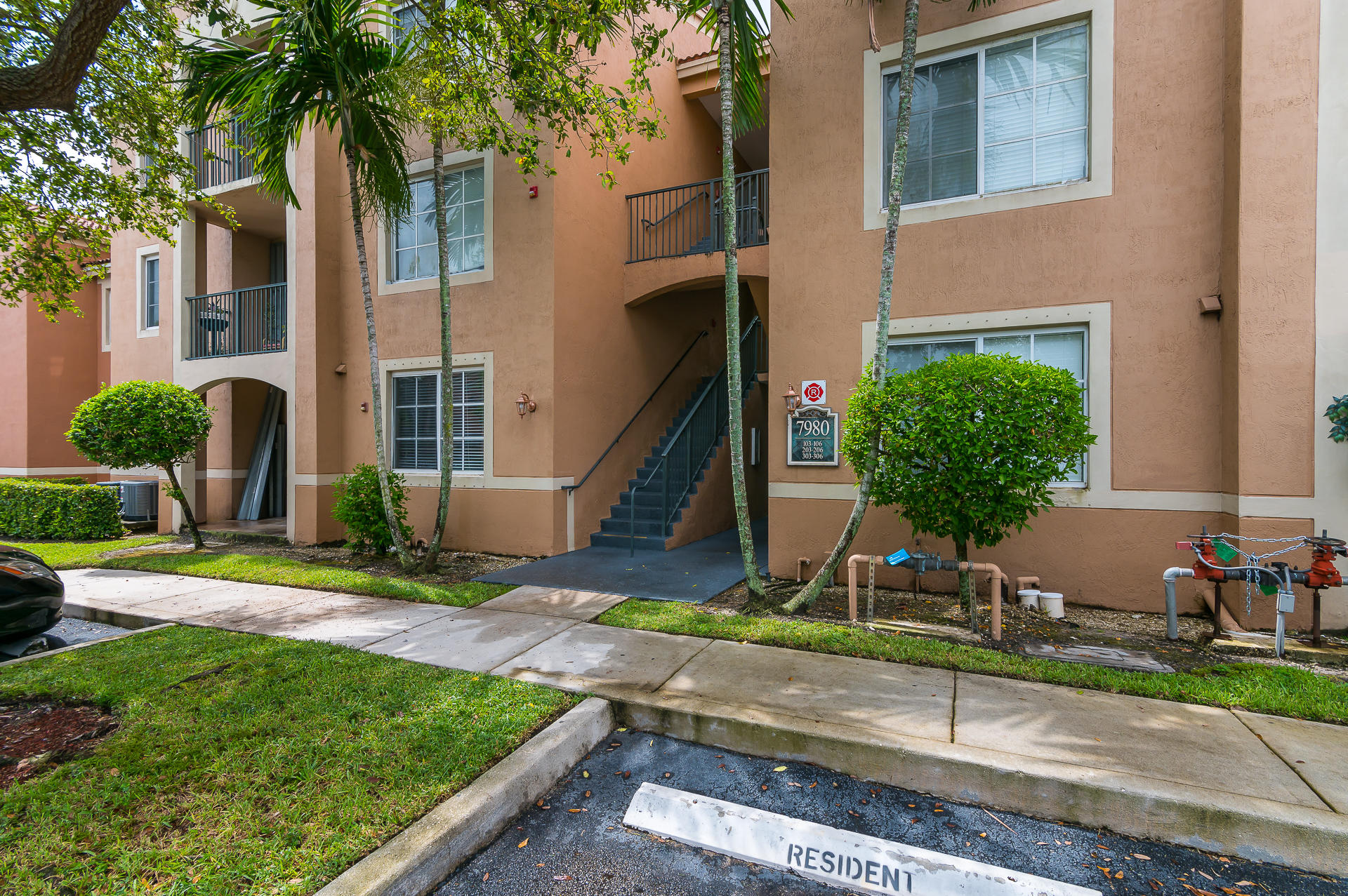 7980 North Nob Hill Road, Unit 303 Tamarac, FL 33321 - Photo 14 of 19 photo-14 (1)