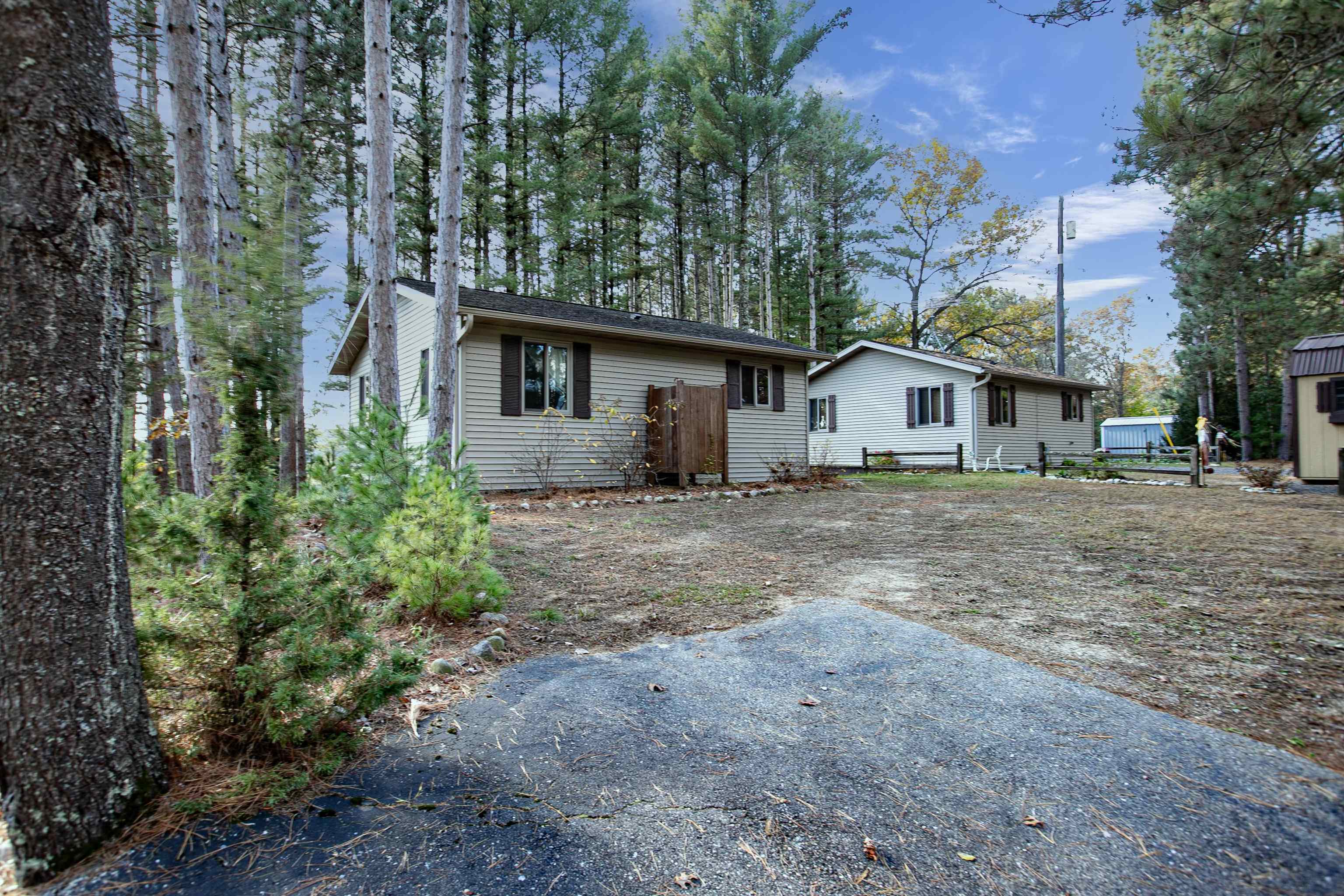 W5613 Aspen Road Wild Rose, WI 54984 - Photo 2 of 44