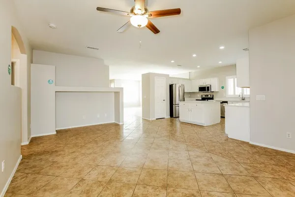 $2,280 | 1913 South 83rd Drive, Tolleson, AZ 85353