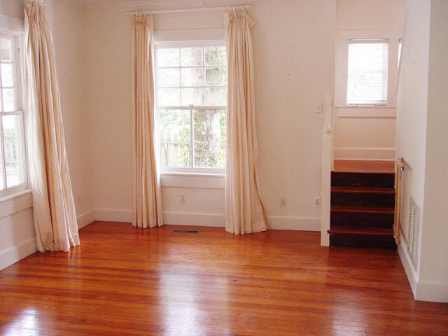 106 Morphy Avenue Fairhope, AL 36532 - Photo 7 of 38 Living room right