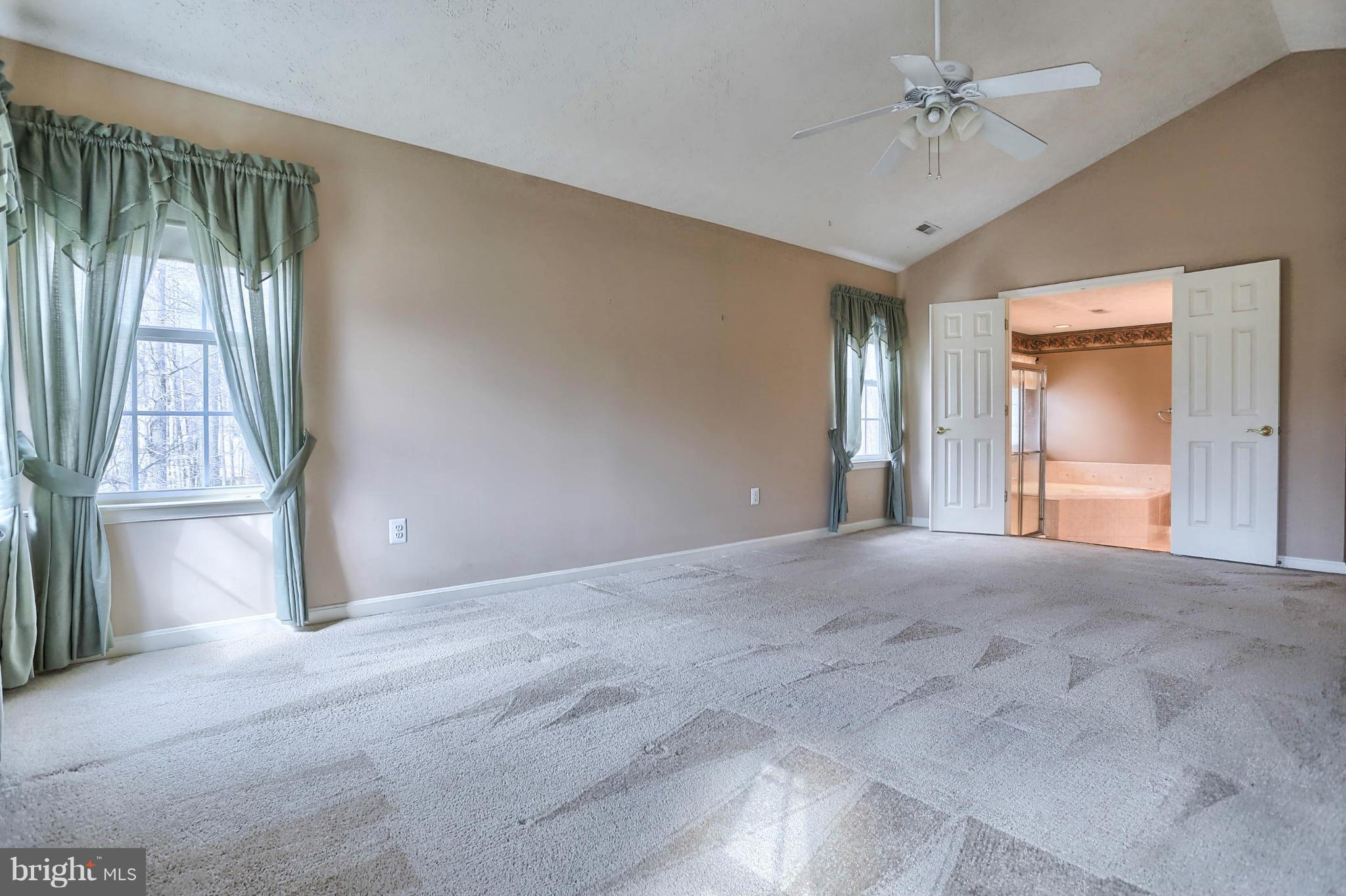 559 Beards Hill Road Aberdeen, MD 21001 - Photo 17 of 30 Bath (Master)