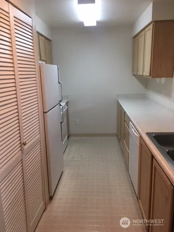 $1,600 | 10114 Mountain Loop Highway, Unit 28/12, Granite Falls, WA 98252