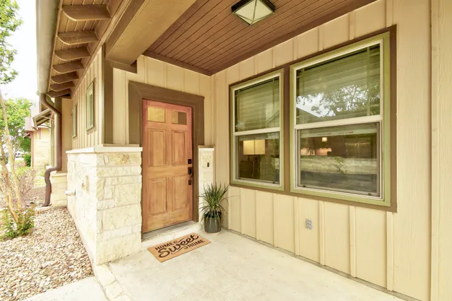 $3,400 | 14501 Falcon Head Boulevard, Unit 30, Austin, TX 78738