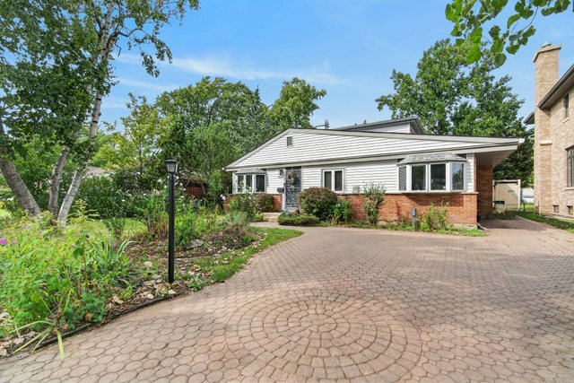 7106 Beckwith Road Morton Grove, IL 60053 - Photo 1 of 28 Gallery Image 1