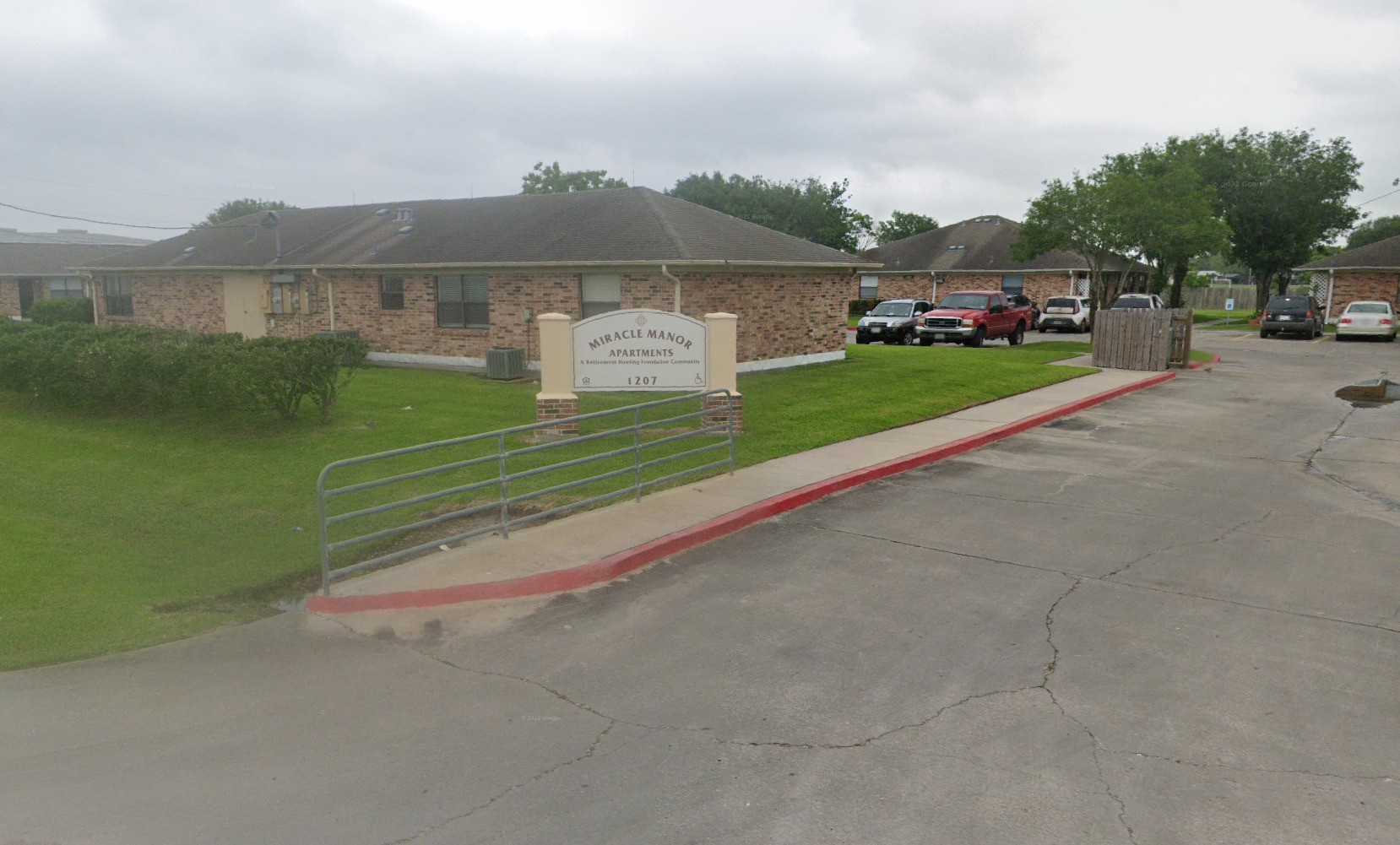 1207 Miracle Drive Edna, TX 77957 - Photo 8 of 10