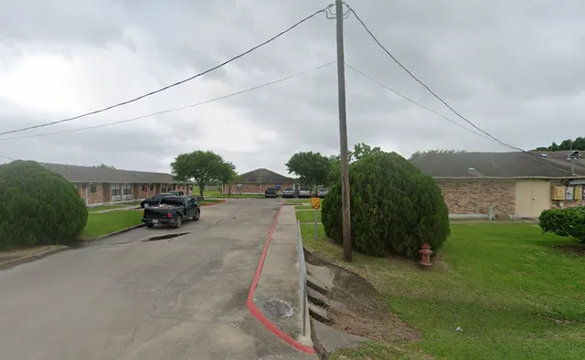 $1,371 | 1207 Miracle Drive, Edna, TX 77957