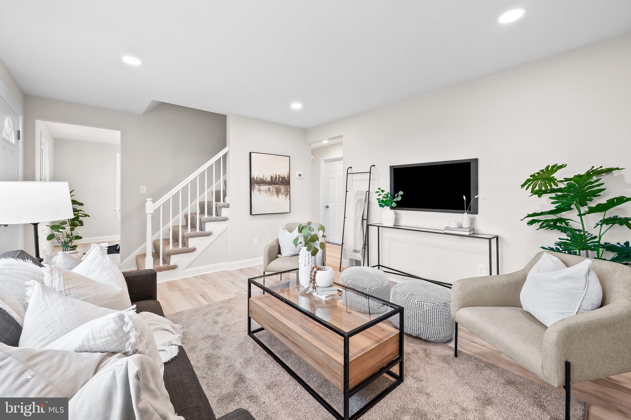 5720 Cynthia Terrace Baltimore, MD 21206 - Photo 3 of 42