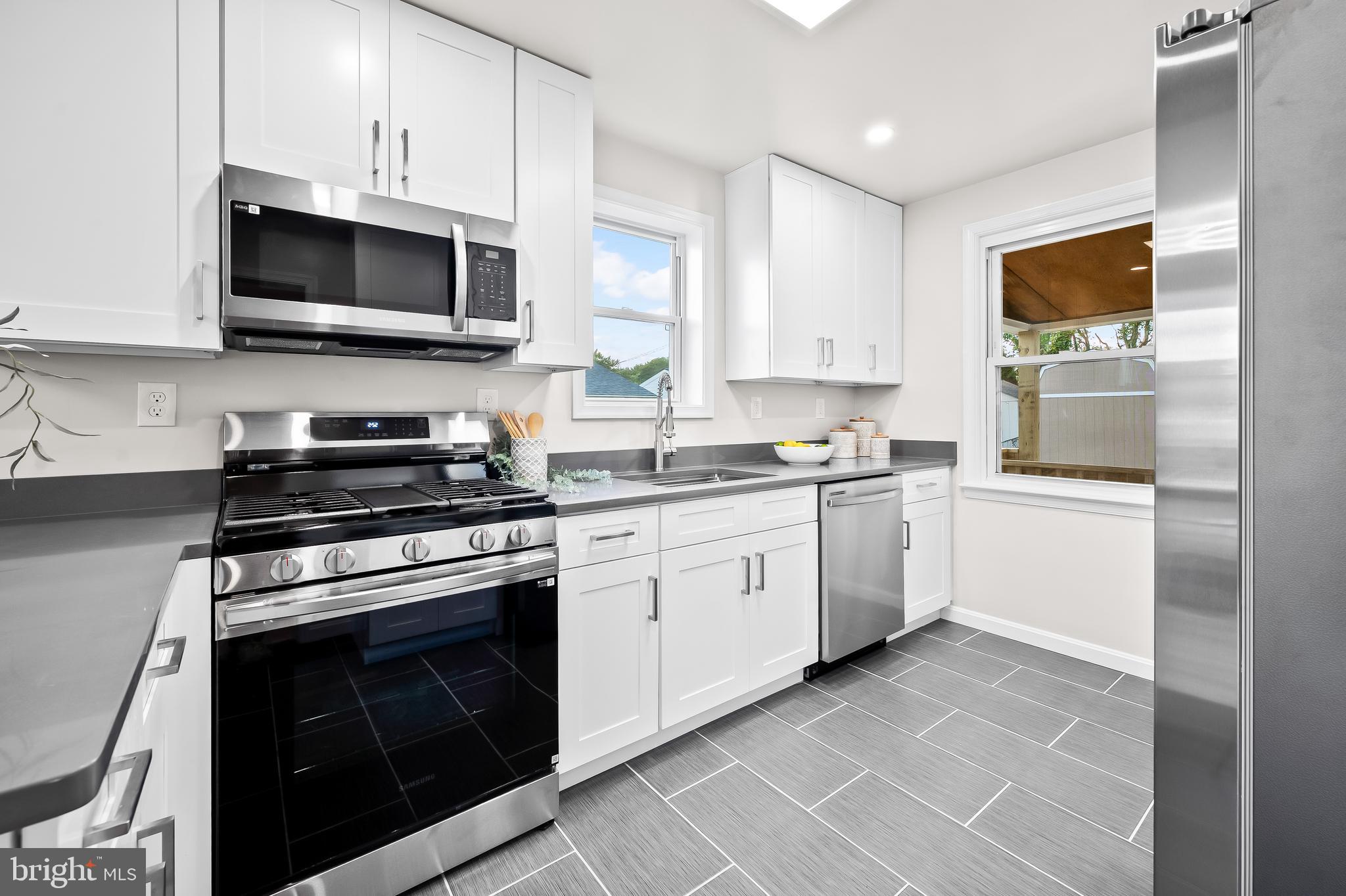 5720 Cynthia Terrace Baltimore, MD 21206 - Photo 10 of 42
