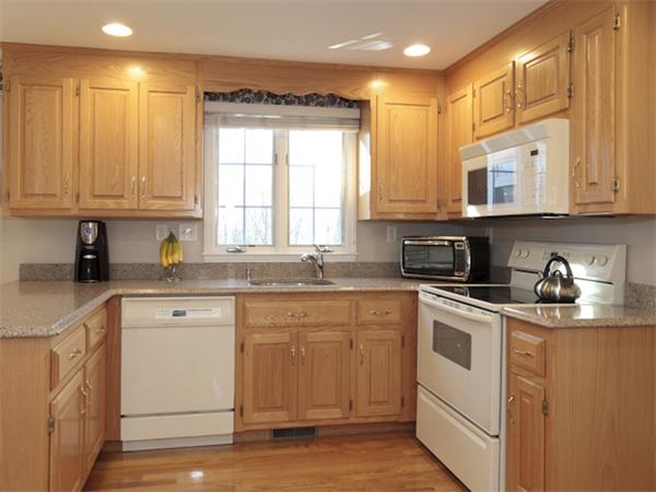 320 Marston Road Northbridge, MA 01588 - Photo 2 of 27