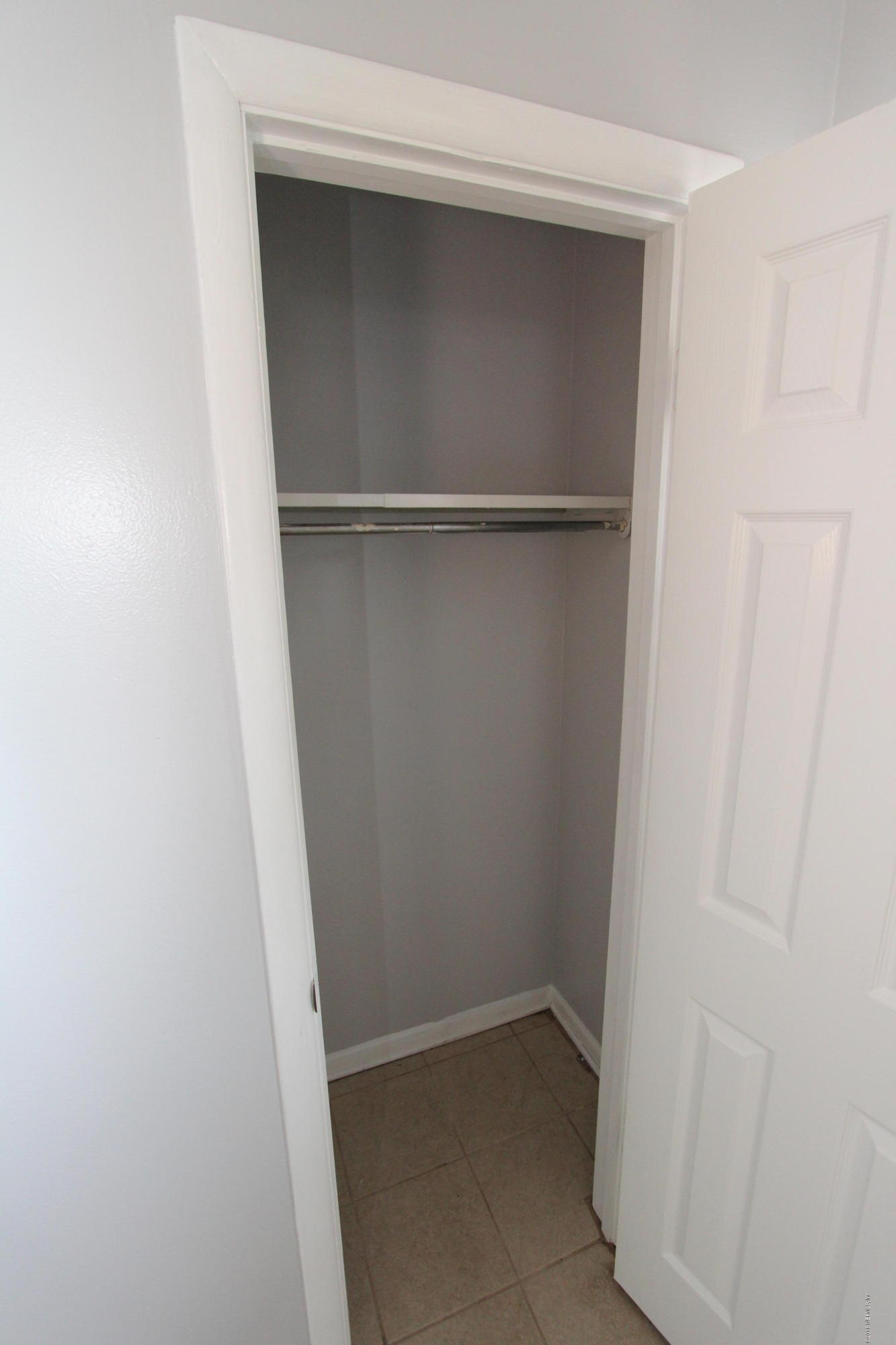 10610 Dodd Road Jacksonville, FL 32218 - Photo 22 of 24 a view of closet