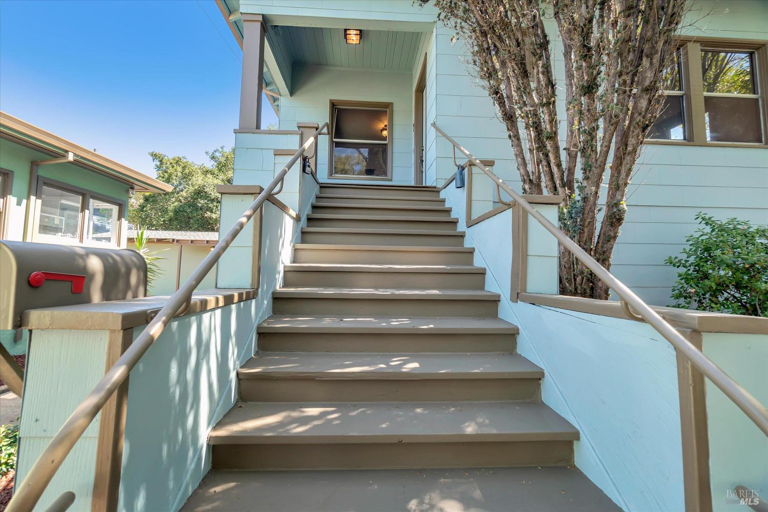 7 Bayview Street San Rafael, CA 94901 - Photo 5 of 79