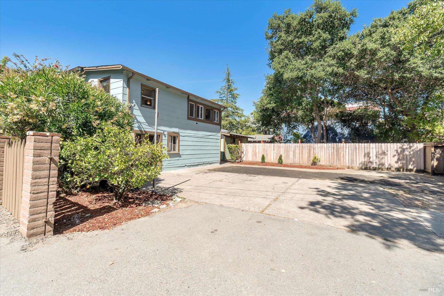 7 Bayview Street San Rafael, CA 94901 - Photo 55 of 79 a view of a house with a yard and plant