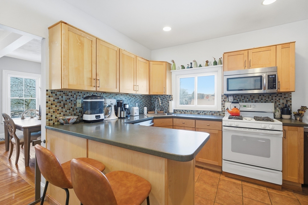 314 Amory Street, Unit 3 Boston, MA 02130 - Photo 10 of 19