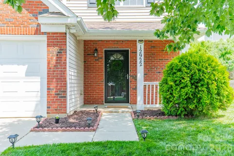 $400,000 | 12922 Rothe House Road, Charlotte, NC 28273
