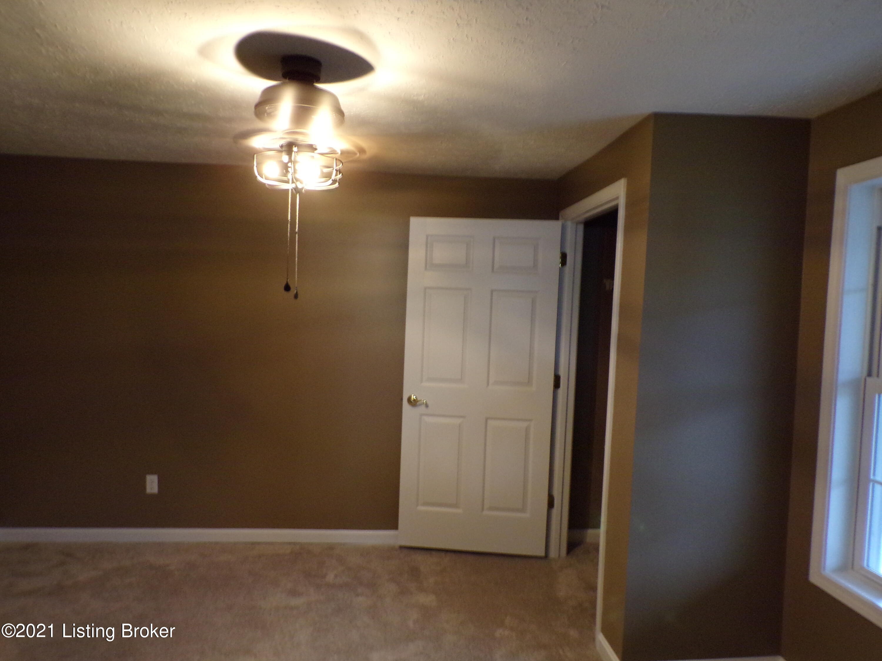 45 North St Francis Road Loretto, KY 40037 - Photo 13 of 22 100_0138