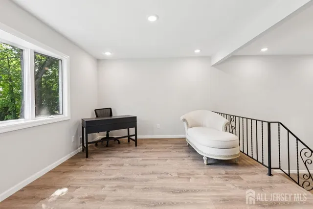 $725,000 | 5 Waverly Drive East, Edison, NJ 08817