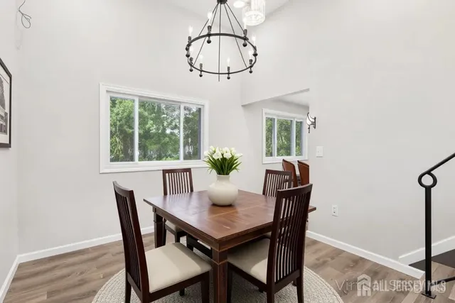 $725,000 | 5 Waverly Drive East, Edison, NJ 08817