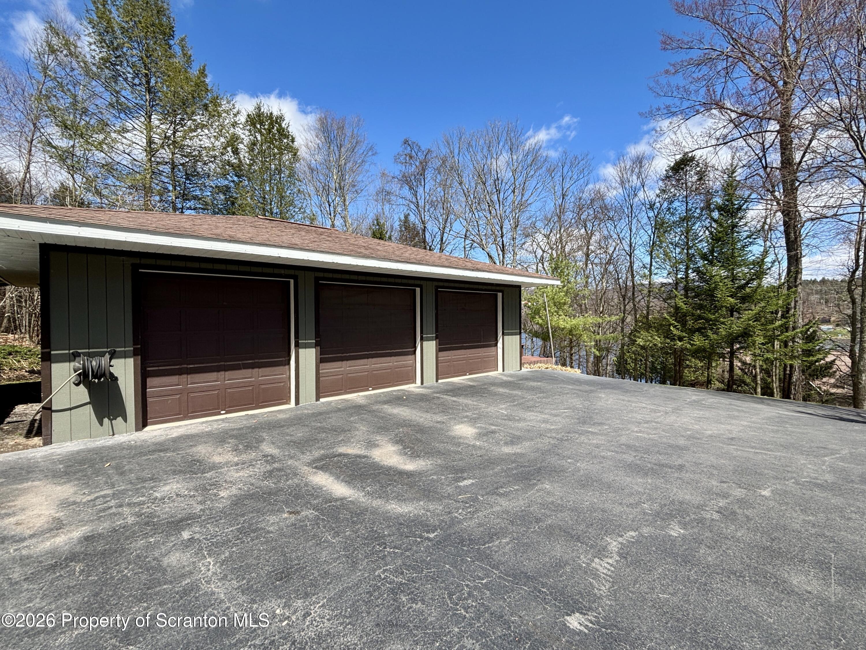 273 State Rte 2067 Union Dale, PA 18470 - Photo 13 of 68 Garage