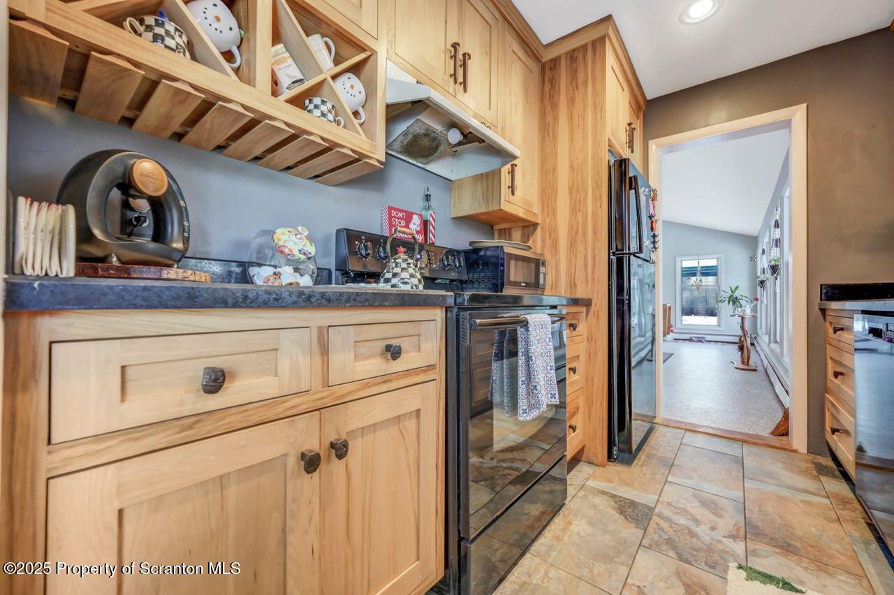 273 State Rte 2067 Union Dale, PA 18470 - Photo 29 of 69 Kitchen