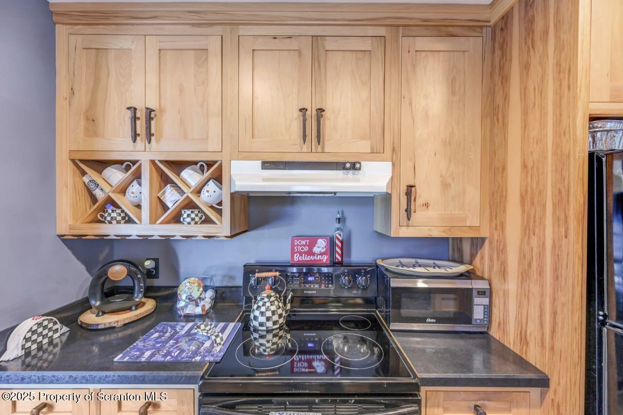 273 State Rte 2067 Union Dale, PA 18470 - Photo 31 of 69 Kitchen