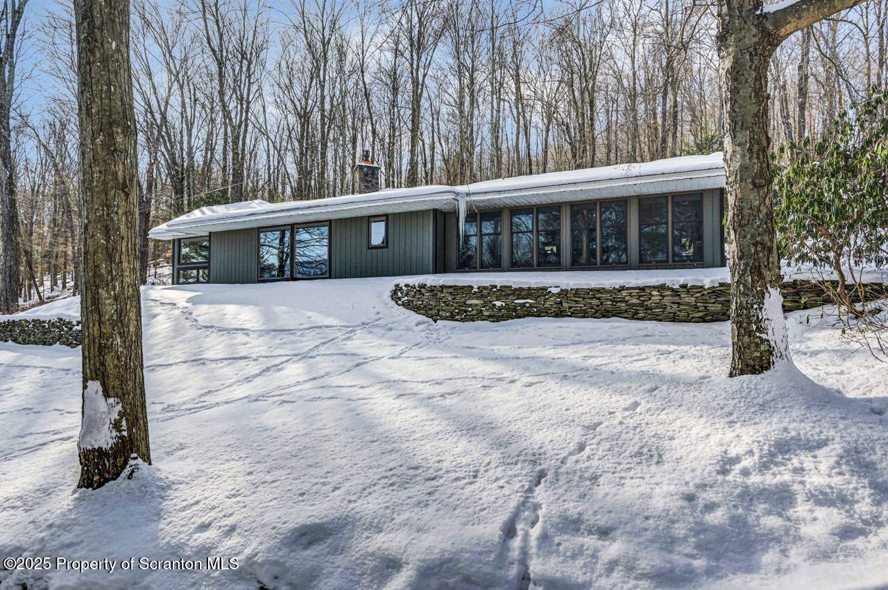 273 State Rte 2067 Union Dale, PA 18470 - Photo 5 of 69 Front