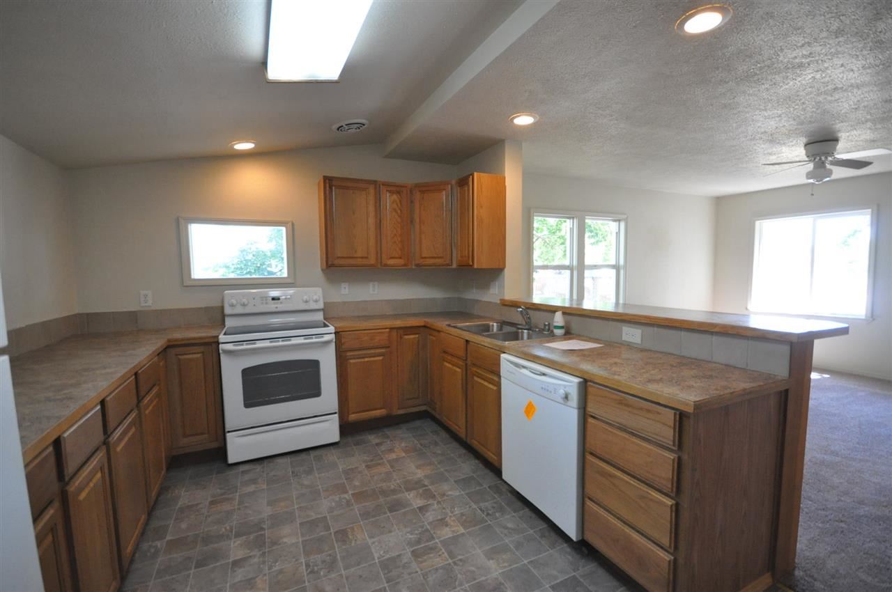 2025 East Decatur Avenue Spokane, WA 99208 - Photo 5 of 13 Gallery Image 5