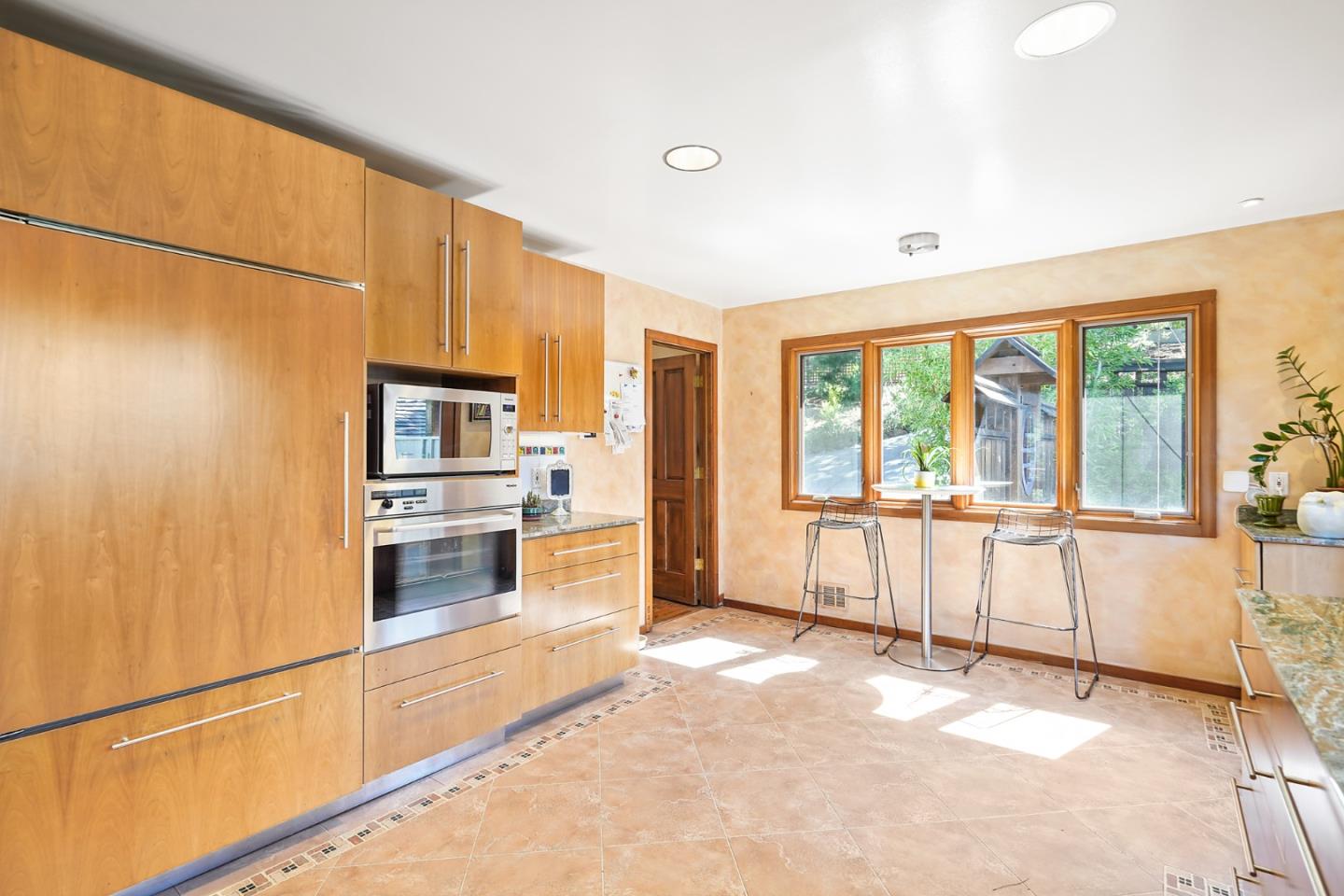 732 Knoll Drive San Carlos, CA 94070 - Photo 9 of 55