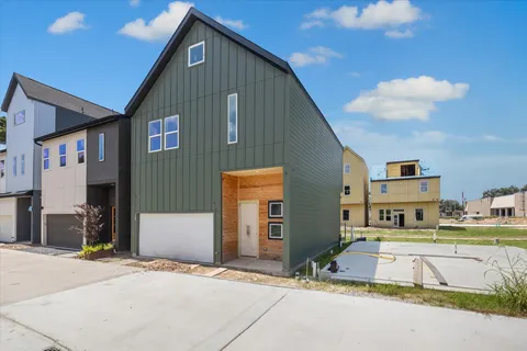 $479,000 | 3908 Zina Way, Houston, TX 77018