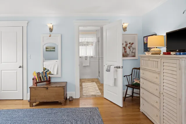 $2,495,000 | 61 Causeway Road, Vineyard Haven, MA 02568