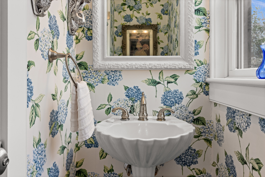 61 Causeway Road Vineyard Haven, MA 02568 - Photo 42 of 58 Fun half bath on the second floor