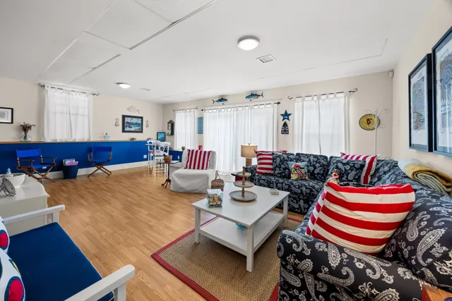 $2,495,000 | 61 Causeway Road, Vineyard Haven, MA 02568